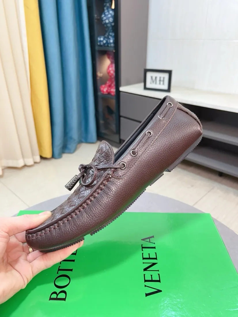 Ex-factory price 420🌹🌹【Super comfortable soft sole BV woven beanie shoes】Fashion hot style ⭐️⭐️⭐️BV Men's casual shoes 🎈High-quality cowhide upper, woven cowhide upper with metal buckle decoration, perfect fit, full of personality and fashionable charm, genuine leather lining ⚠️⚠️Flexible and lightweight outsole, fashionable and handsome, size: 38-44, 37+45 can be customized